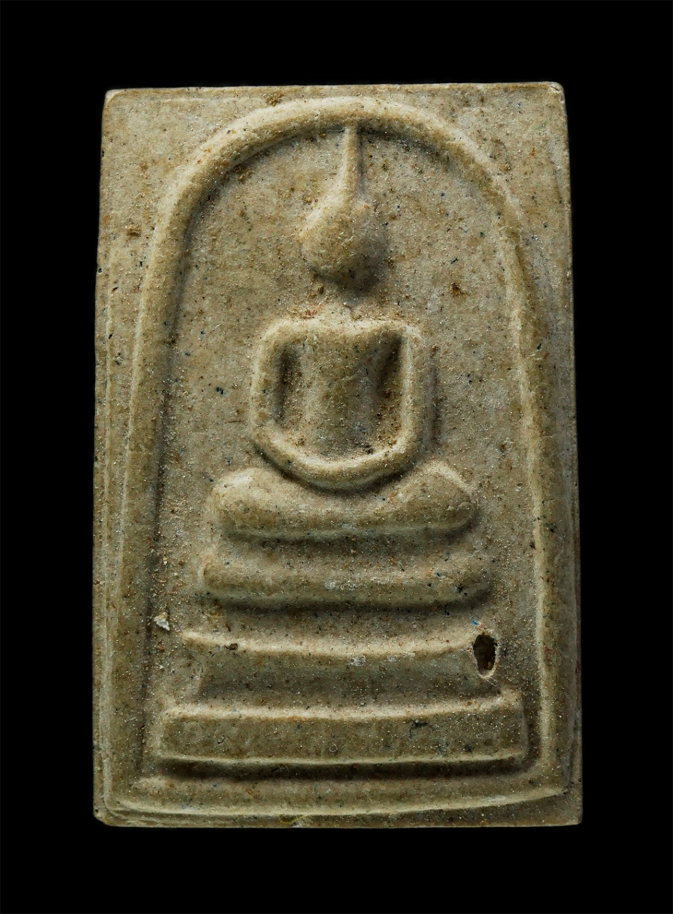 พระผงกล่องขาว17 (69)p.jpg - พระสมเด็จ นะ ฤาชา ไตรมาส ปี2555 หลวงพ่อทวีศักดิ์ ชุตินธโร(เสือดำ) วัดศรีนวลธรรมวิมล กรุงเทพฯ เนื้อผงพุทธคุณ ผงว่าน | https://kamulet.in.th